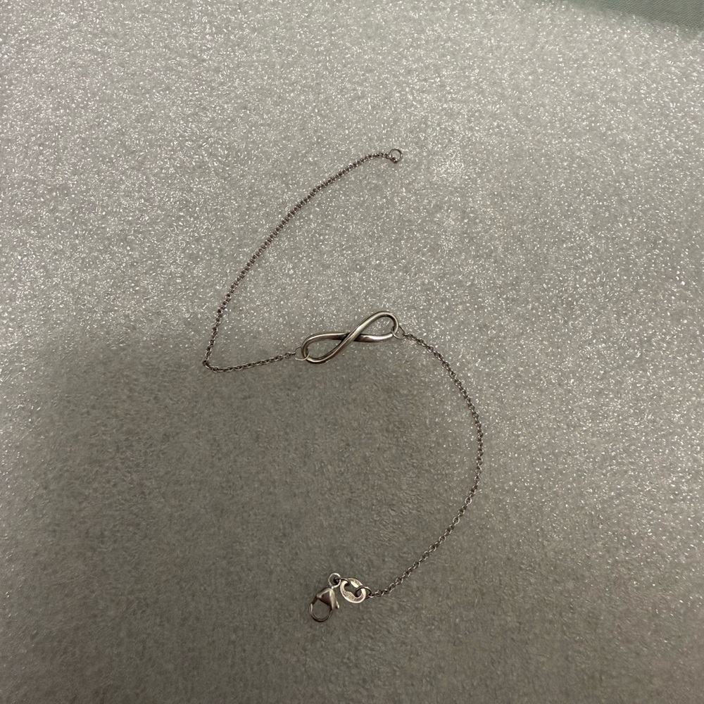 James Avery Silver Infinity Bracelet